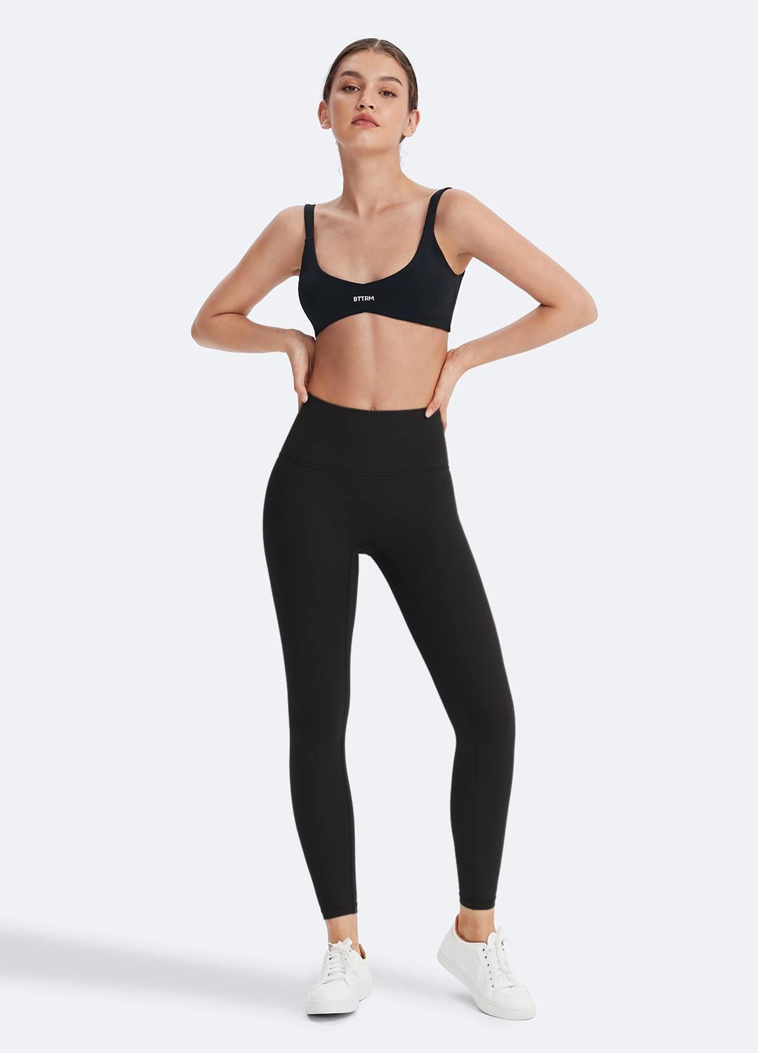 Form-Fitting Sports Bra - Image 6