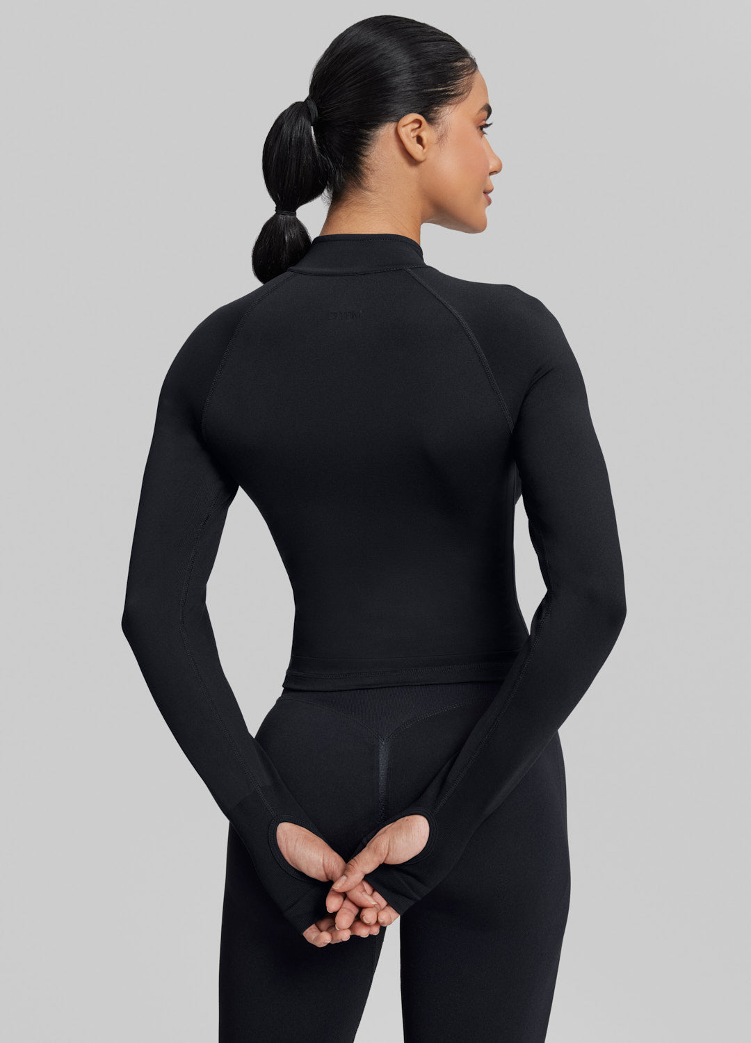 Ultrasculpt Longline Form-Fitting Seamless Thumb Hole Twill Knit Half-Zip Top - Image 3