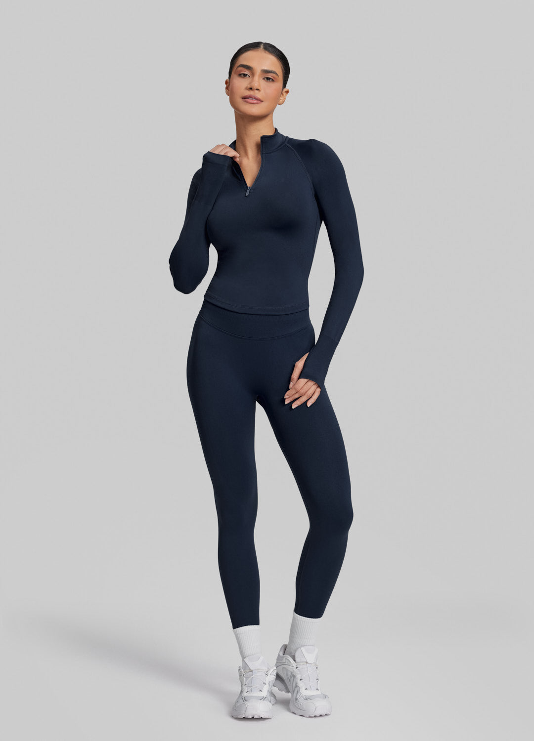 Ultrasculpt Longline Form-Fitting Seamless Thumb Hole Twill Knit Half-Zip Top - Image 5