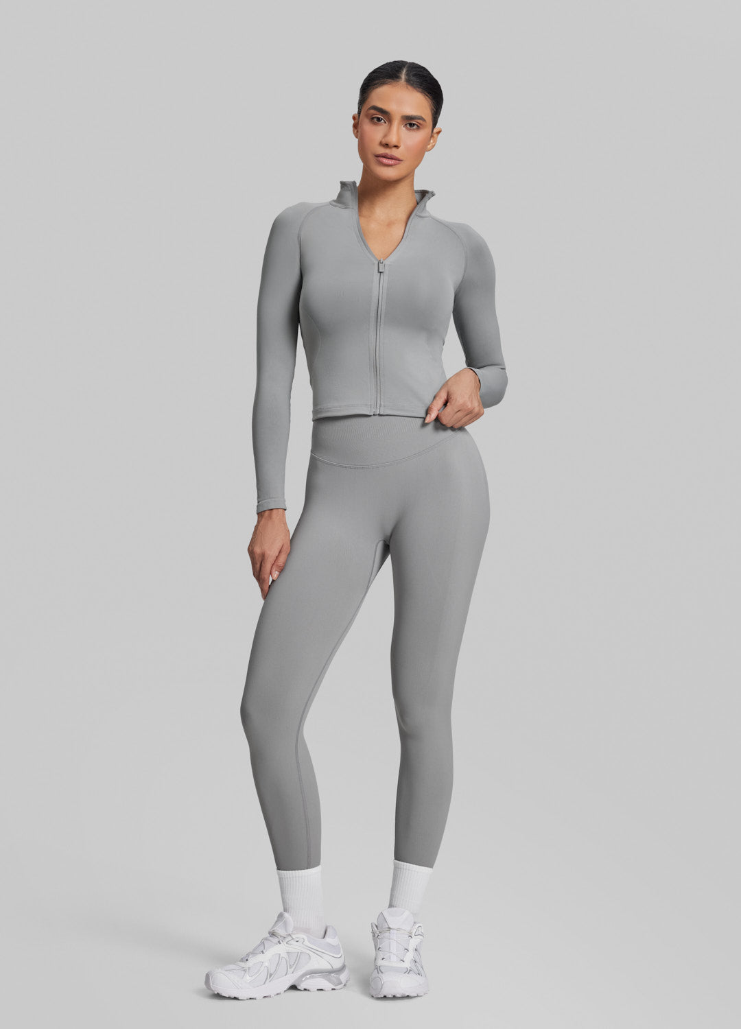 Ultrasculpt Longline Full Zipper Seamless Breathable Warm Jacket - Image 6