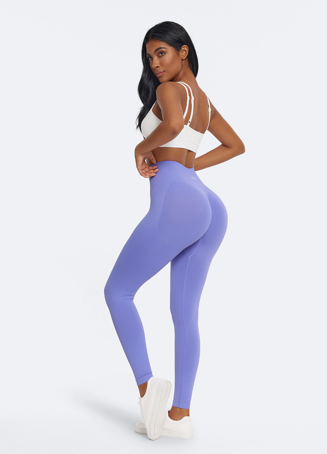 V-Back Scrunch Leggings - Image 5