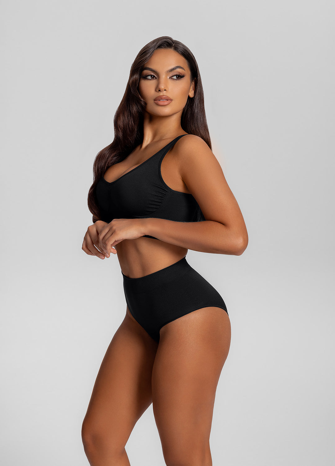 Seamless Mid-Rise Tummy-Control Butt-Lifting Sculpting Briefs - Image 2